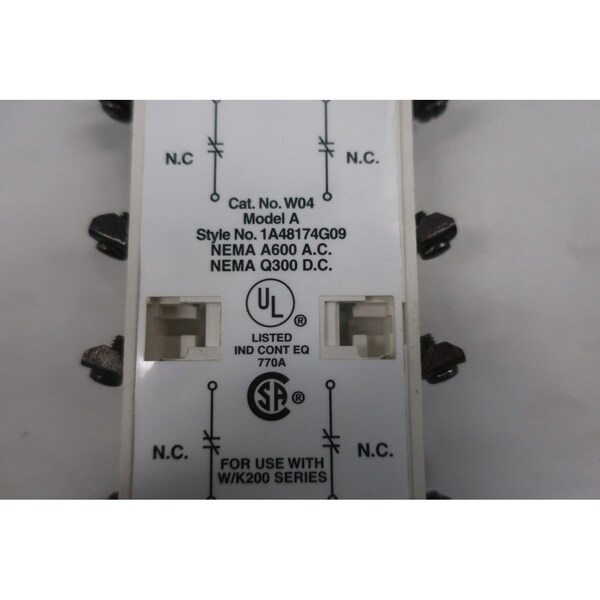 Eaton Cutler-Hammer Auxiliary Contact Kit Terminal And Contact Block - W04