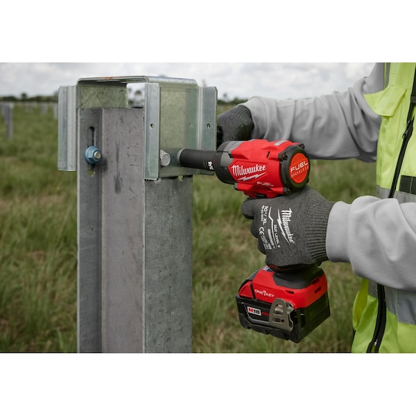 Milwaukee Tool M18 FUEL 3/8 in. Controlled Torque Compact Impact Wrench with TORQUE-SENSE (Tool Only) - 3060-20