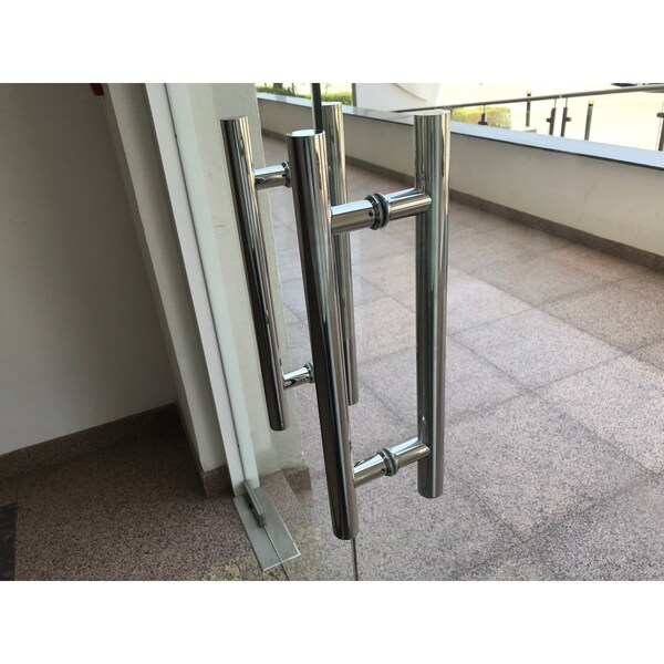Richelieu 24inch 610 mm Center to Center Round BacktoBack Pull for Glass Door, Stainless Steel - 87H2R1002524170