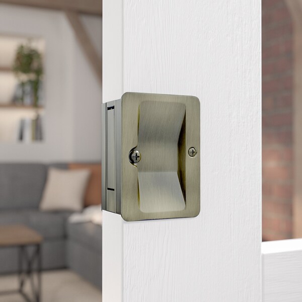Richelieu 3 14inch 82 mm x 2 14inch 58 mm Rectangular Pocket Door Passage Pull, Antique Brass - 1700ABPSBC
