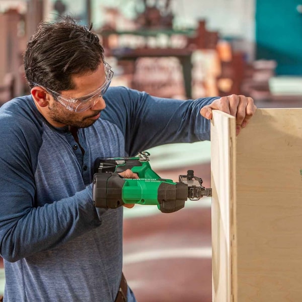 Metabo Hpt 18V Cordless 1/4in Crown Stapler Kit - N1804DAM