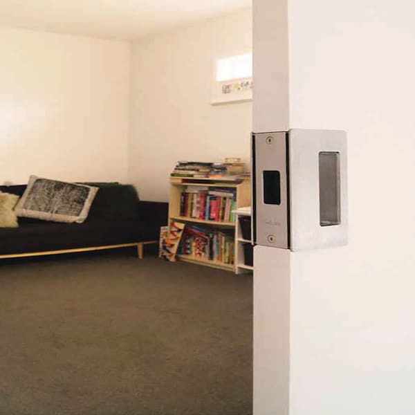 Richelieu CL200 Cavity Sliders Magnetic Pocket Door Handle, Privacy, Satin Chrome - CL205A0016