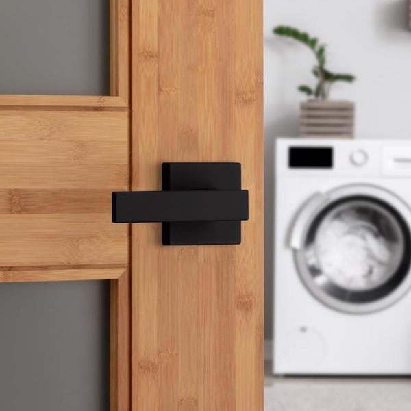 Kwikset Kwikset Singapore Matte Black Passage Lever 1-3/4 in. - 97200-899