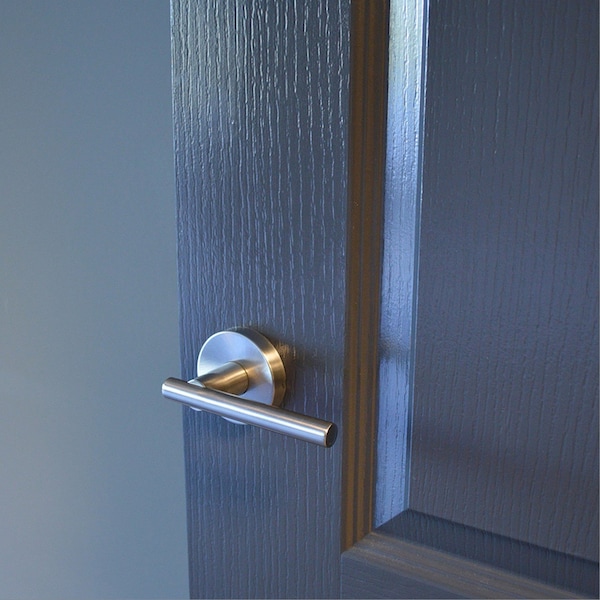 Delaney Hardware Contemporary Collection Cira Satin Nickel Bed/Bath Door Handle - 350521