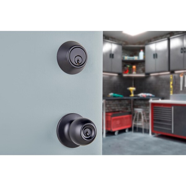 Brinks Commercial Brinks Commercial Matte Black Knob and Deadbolt Set 2 in. - BC40106