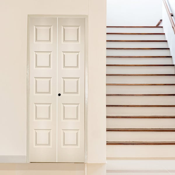 Trimlite Molded Door 30" x 80", Primed White, Fiberboard - 2668MHCROCBF