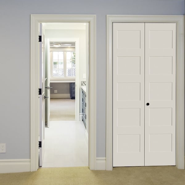 Codel Doors 30" x 80" Primed 5-Panel Equal Panel Shaker Bifold Door and Hardware - 2668PRI8405BF