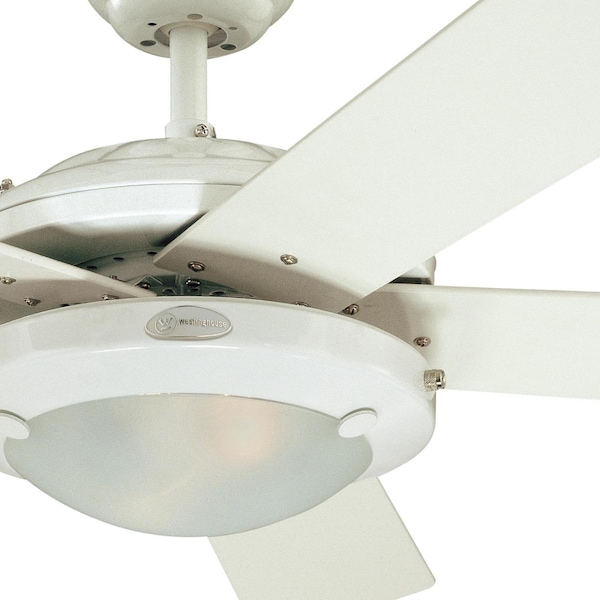 Westinghouse Comet 52" 5-Blade Wht Indoor Ceiling Fan w/Dimmable LED Light Fixture - 7233600