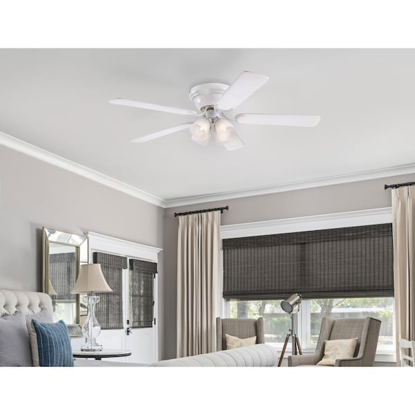 Westinghouse Contempra IV 52" 5-Blade Wht Indoor Ceiling Fan w/Dimmable LED Light - 7232300
