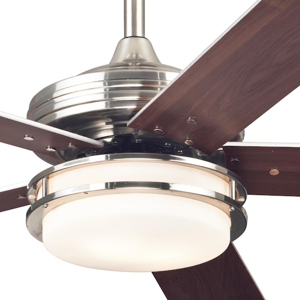 Westinghouse 5 Blades, 3 Speeds, 120V, 52 in W - 7209100
