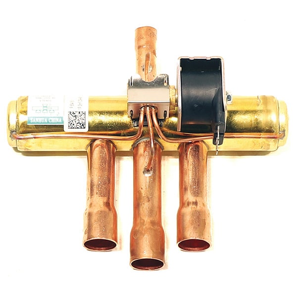 York Reversing Valve, 1/2" x 3/4" O.D.F., 24V - S1-025-32707-002
