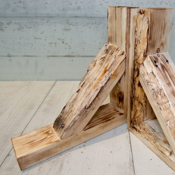 Ekena Millwork 3 1/2"W x 10"D x 14"H Vintage Farmhouse Bracket, Barnwood Decor Collection, Pebble Grey - BKTB03X10X14TRPG