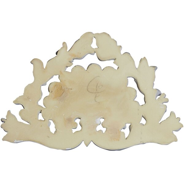 Ekena Millwork 8 1/4"W x 5 1/4"H x 5/8"P Shell Center Onlay - ONL08X05X00SH