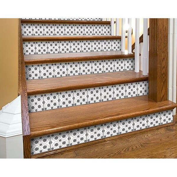 Homeroots 7 x 7 in. Black & White Lil Daisy Peel & Stick Removable Tiles - 399908