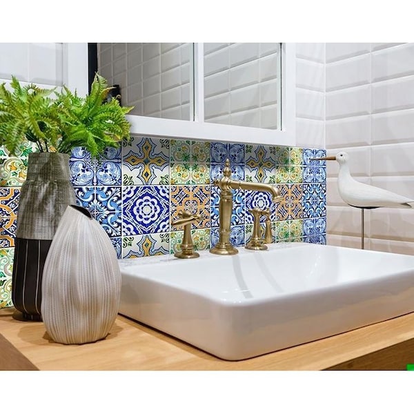 Homeroots 7 x 7 in. Lima Multi Blue Mosaic Peel & Stick Tiles - 400313