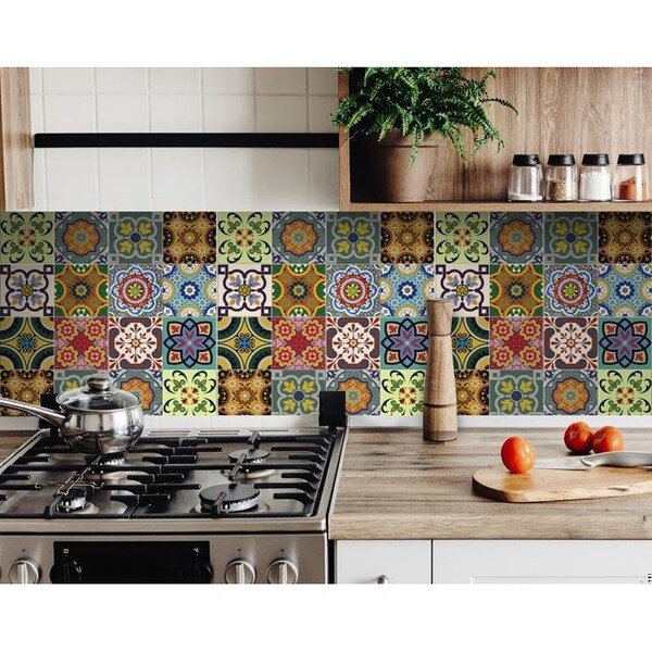 Homeroots 4 x 4 in. Auguri Green Flora Peel & Stick Removable Tiles - 400015