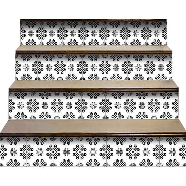 Homeroots 6 x 6 in. Black & White Daisy Peel & Stick Removable Tiles - 399882