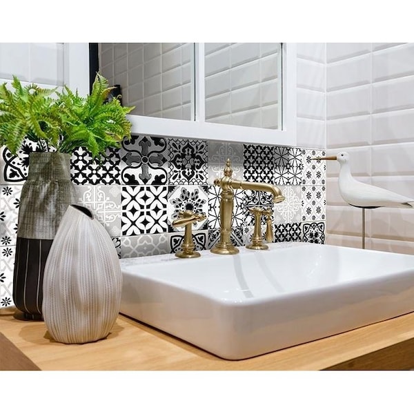 Homeroots 6 x 6 in. Black, White & Gray Bella Peel & Stick Tiles - 399962