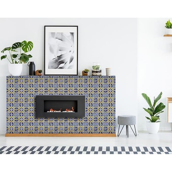 Homeroots 6 x 6 in. Blue & Yellow Links Peel & Stick Tiles - 400092