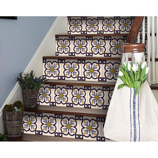 Homeroots 7 x 7 in. Azul Flora Blue Peel & Stick Removable Tiles - 400013