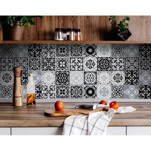 Homeroots 8 x 8 in. Black, White & Gray Mosaic Peel & Stick Tiles - 399874