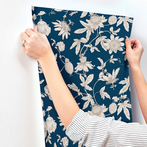 York Wallcoverings Passion Flower Toile Navy Wallpaper - RT7856