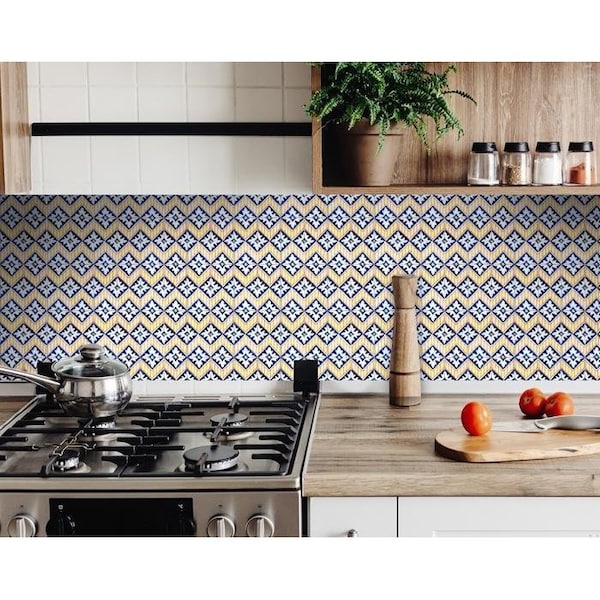 Homeroots 4 x 4 in. Blue Yellow Zig Peel & Stick Tiles - 400185