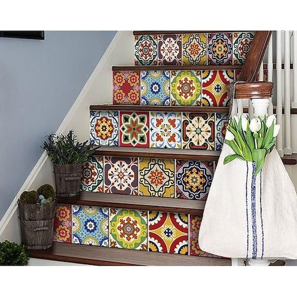 Homeroots 5 x 5 in. Mediterra Yellow Mosaic Peel & Stick Tiles - 400051