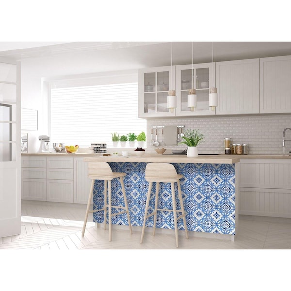 Homeroots 6 x 6 in. Blue & White Valencia Peel & Stick Tiles - 400112