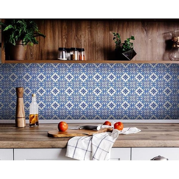Homeroots 6 x 6 in. Blue & White Valencia Peel & Stick Tiles - 400112