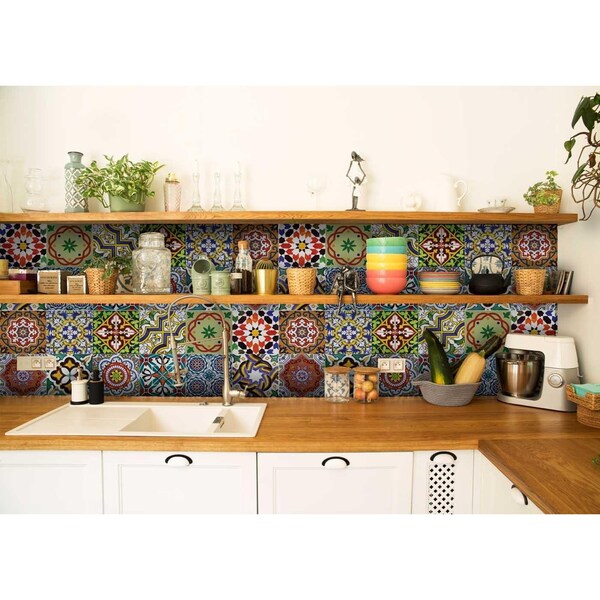 Homeroots 4 x 4 in. Mediterranean Mash Red Mosaic Peel & Stick Tiles - 399850