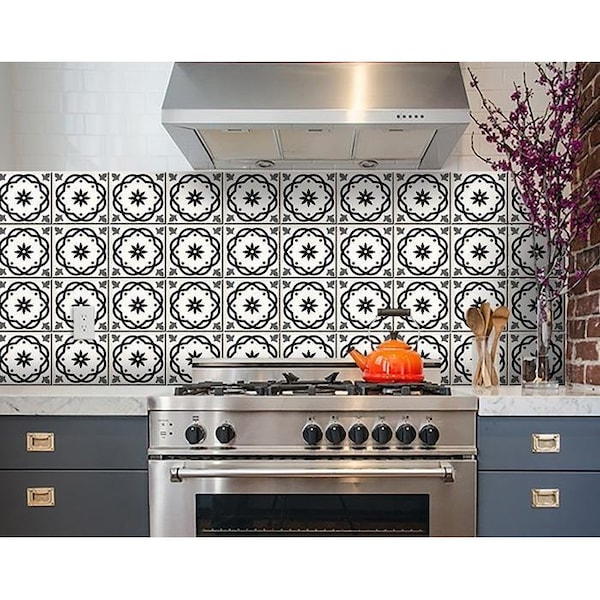 Homeroots 8 x 8 in. Black & White Rolla Peel & Stick Removable Tiles - 399949