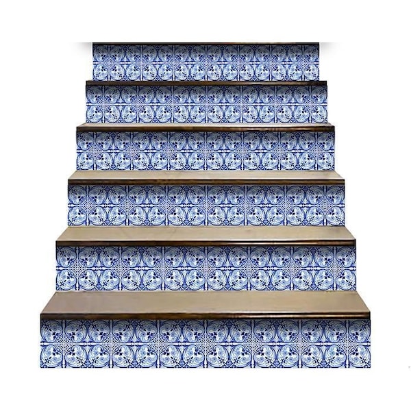 Homeroots 5 x 5 in. Blue Cloud Peel & Stick Removable Tiles - 400106