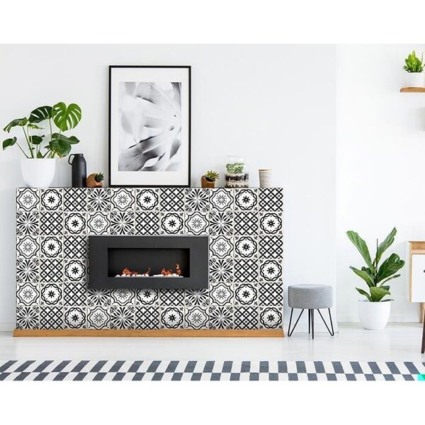 Homeroots 7 x 7 in. Black & White Multi Peel & Stick Removable Tiles - 399863