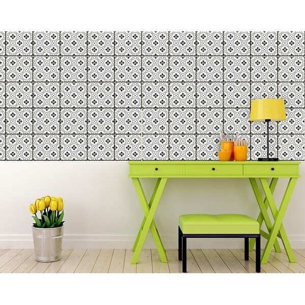 Homeroots 7 x 7 in. Black & White Rosa Peel & Stick Removable Tiles - 399958