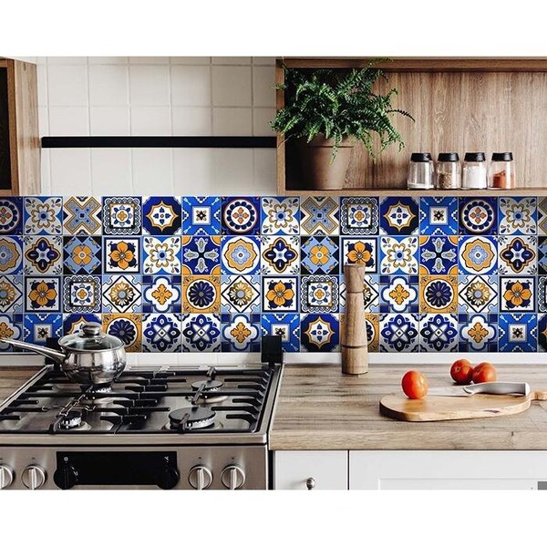 Homeroots 7 x 7 in. Shades of Blue & Yellow Mosaic Peel & Stick Removable Tiles - 400434