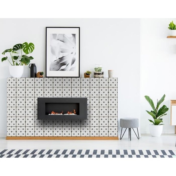 Homeroots 8 x 8 in. Black & White Rosa Peel & Stick Removable Tiles - 399959