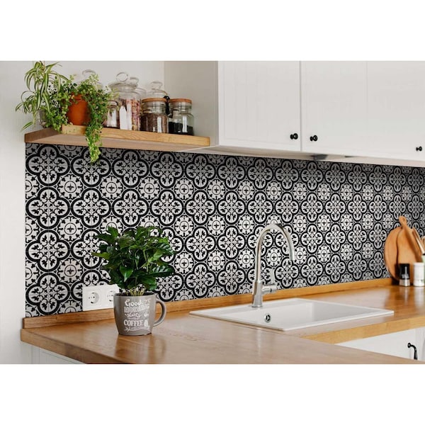 Homeroots 5 x 5 in. Black & White Roka Peel & Stick Removable Tiles - 399936