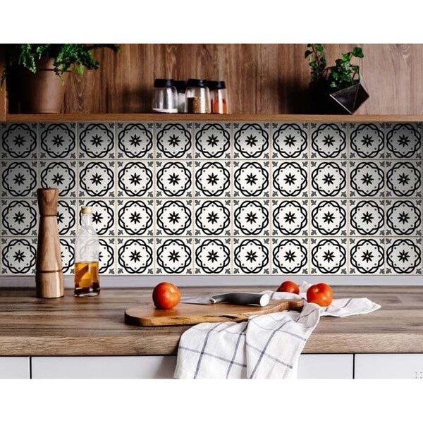 Homeroots 4 x 4 in. Black & White Rolla Peel & Stick Removable Tiles - 399945