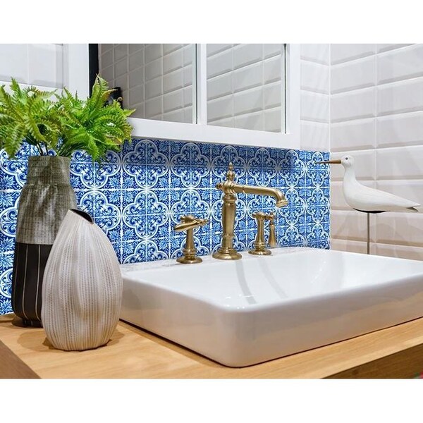Homeroots 4 x 4 in. Blue & White Cross Peel & Stick Tiles - 400115