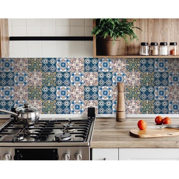 Homeroots 4 x 4 in. Agean Linda Bluen Green Removable Peel & Stick Tiles - 400280