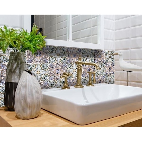 Homeroots 6 x 6 in. Muted Pastel Scroll Green Peel & Stick Tiles - 400102