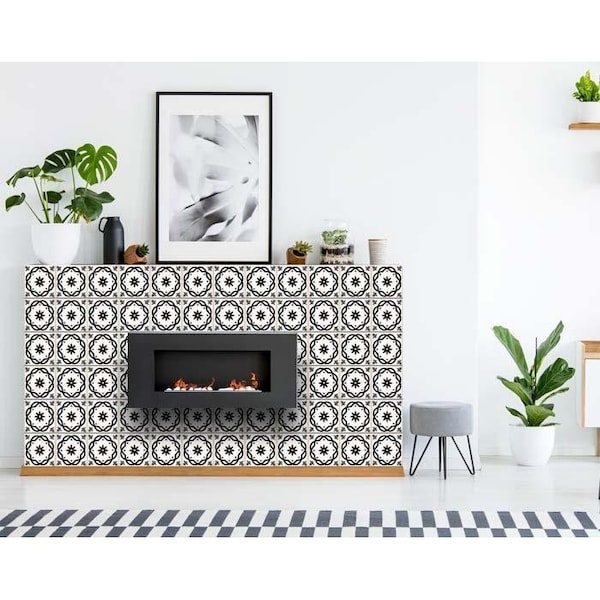 Homeroots 6 x 6 in. Black & White Rolla Peel & Stick Removable Tiles - 399947
