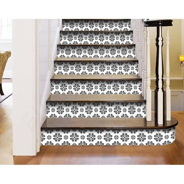 Homeroots 7 x 7 in. Black & White Daisy Peel & Stick Removable Tiles - 399883