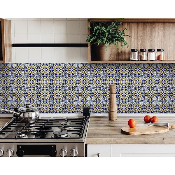 Homeroots 7 x 7 in. Blue & Yellow Links Peel & Stick Tiles - 400093