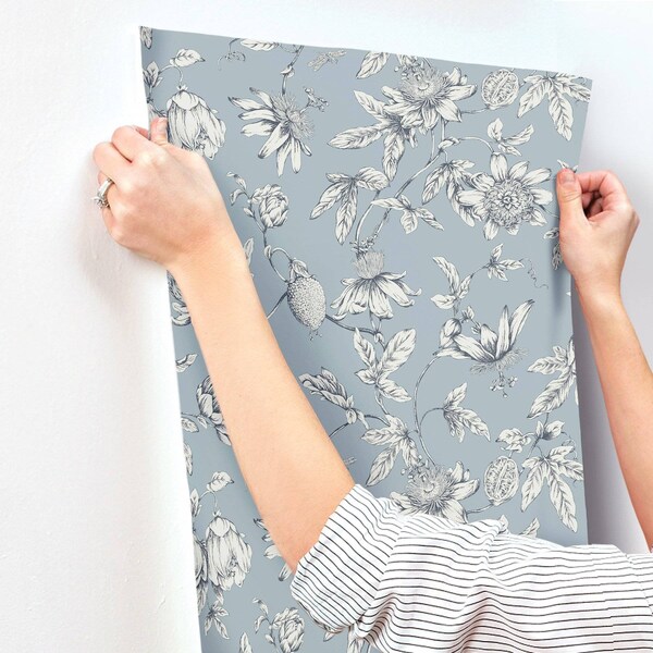York Wallcoverings Passion Flower Toile Sky Blue Wallpaper - RT7853