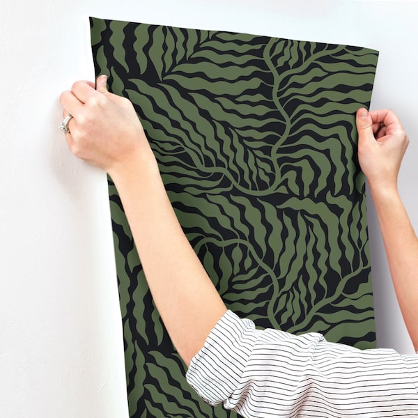 York Wallcoverings Fern Fronds Black and Green Wallpaper - AG2061