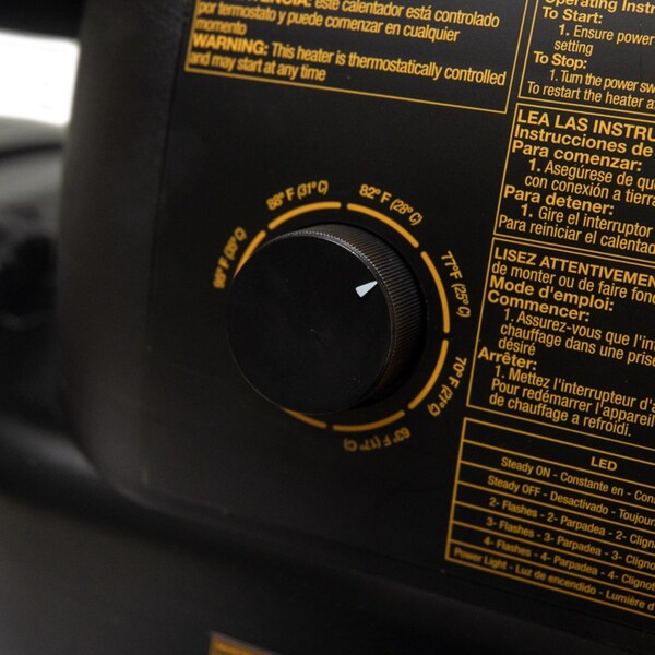 Dewalt DeWalt 185000 Btu/h 4250 sq ft Forced Air Diesel/Kerosene Heater - F340772