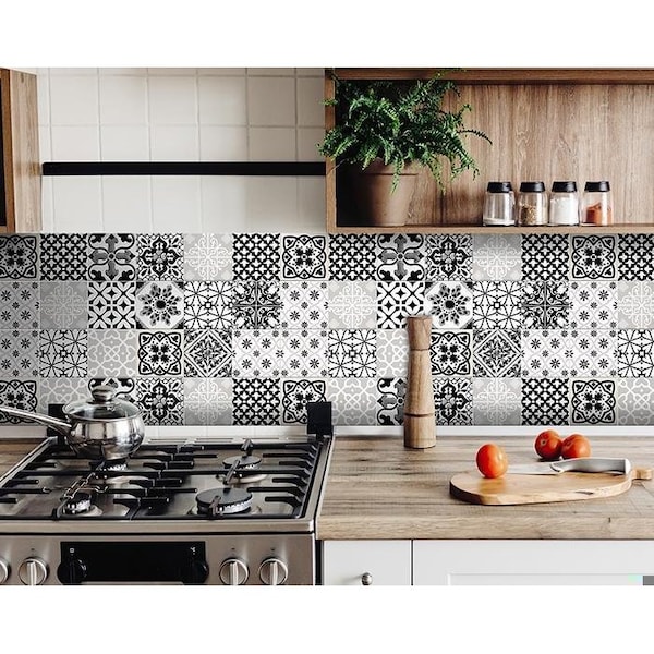 Homeroots 4 x 4 in. Black, White & Gray Bella Peel & Stick Tiles - 399960
