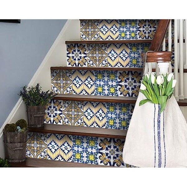 Homeroots 6 x 6 in. Addison Multi Mosaic Blue Peel & Stick Tiles - 400262